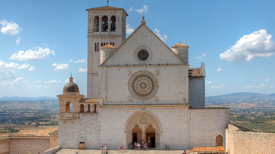 Assisi - Asisium Romana e Percorso Francescano